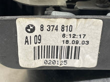 Load image into Gallery viewer, TRUNK LID MOUNTED TAIL LIGHT LAMP 323i 323ic 325ci 325i 00-05 Right - NW180247