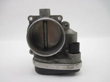Load image into Gallery viewer, THROTTLE BODY BMW 330I X3 X5 Z3 Z4 2001 02 03 04 05 06 - 763966