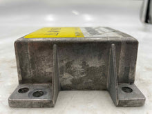 Load image into Gallery viewer, AIR BAG COMPUTER Land Rover Discovery 99 00 01 02 03 04 - NW36950