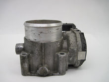 Load image into Gallery viewer, THROTTLE BODY AUDI A4 PASSAT 00 01 02 03 - 05 1.8 TURBO - 764721
