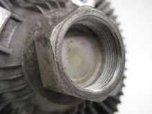 Load image into Gallery viewer, FAN CLUTCH Range Rover Discovery 1995 95 96 97 98 - 02 - 765118