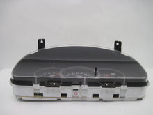 Load image into Gallery viewer, SPEEDOMETER CLUSTER Kia Sedona 2004 04 2005 05 - 767139