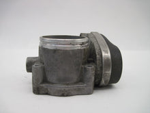 Load image into Gallery viewer, THROTTLE BODY BMW 320I 325I 525I X3 Z3 Z4 01 02 03 - 06 - 767426