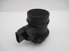 Load image into Gallery viewer, Mass Air Flow Sensor Meter MAF Volkswagen Passat 02 03 04 05 - 770721