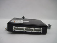 Load image into Gallery viewer, BODY CONTROL MODULE BCM COMPUTER Hyundai Sonata 2011 11 - 772965