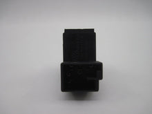 Load image into Gallery viewer, FUEL DOOR SWITCH VOLKSWAGEN PASSAT 2001 01 2002 02 03 04 05 - 773089