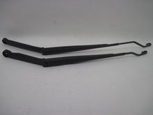 Load image into Gallery viewer, WIPER ARMS PAIR Nissan Altima 2005 05 - 778095