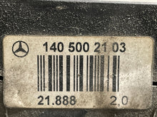 Load image into Gallery viewer, RADIATOR Mercedes S320 1994 94 95 96 97 98 99 - NW132427