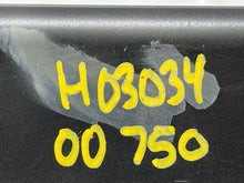 Load image into Gallery viewer, CD CHANGER BMW 740i 750i 1999 99 00 01 - NW136693