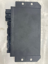 Load image into Gallery viewer, THEFT LOCKING COMPUTER Audi A6 S6 1999 99 00 01 02 03 - NW28380