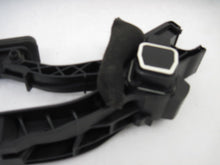 Load image into Gallery viewer, ELECTRONIC PEDAL ASSEMBLY Ford E550 2007 07 - 784858