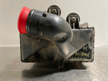 Load image into Gallery viewer, INTERCOOLER Audi A6 S4 2000 00 2001 01 2.7 Left - NW106223
