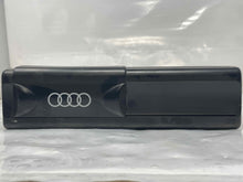 Load image into Gallery viewer, CD CHANGER Audi 90 100 A4 A6 S6 V8 92 93 94 95 96 97 98 - NW135909