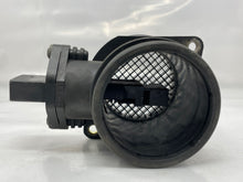 Load image into Gallery viewer, Mass Air Flow Sensor Meter MAF Golf Golf Cabriolet 00 01 02 - NW5648