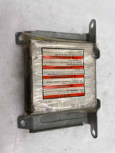 Load image into Gallery viewer, Air Bag computer Saab 9-2X 2005 05 - NW37515