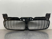 Load image into Gallery viewer, GRILLE BMW 760i Alpina 750i 2006 06 2007 07 2008 08 Upper - NW98268