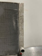 Load image into Gallery viewer, Radiator BMW ALPINA B7 2007 - NW132045