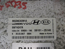 Load image into Gallery viewer, ECU ECM COMPUTER Optima Magentis 2006 06 2007 07 2008 08 Auto - 794197