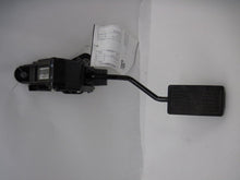 Load image into Gallery viewer, ELECTRONIC PEDAL ASSEMBLY Honda Odyssey 2007 07 - 795241