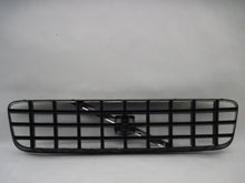 Load image into Gallery viewer, GRILLE Volvo XC90 2003 03 2004 04 2005 05 2006 06 - 797584