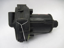 Load image into Gallery viewer, AIR INJECTION PUMP SMOG Land Rover Range Rover 2004 04 - 798950