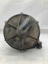 Load image into Gallery viewer, AIR INJECTION PUMP SMOG BMW 740i 1999 99 2000 00 2001 01 - NW8063