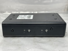 Load image into Gallery viewer, CD CHANGER BMW 740i 750i 1999 99 00 01 - NW136611