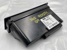 Load image into Gallery viewer, Info-Gps Screen SAAB 9-5 2000 - NW105849