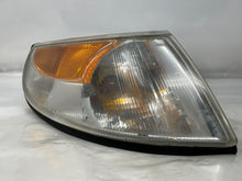 Load image into Gallery viewer, Park Lamp Light SAAB 9-5 2000 - NW83448
