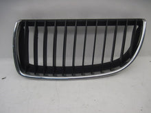 Load image into Gallery viewer, GRILLE BMW 328i 330i 325i 335i 323i 2006 06 2007 07 2008 08 Left - 810476