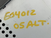 Load image into Gallery viewer, RADIO Nissan Altima 2005 05 2006 06 AM FM CD - NW136884