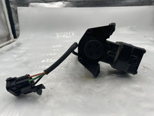 Load image into Gallery viewer, Suspension Air Compressor Pump RANGE ROVER 2001 - NW8394