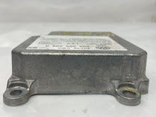 Load image into Gallery viewer, AIR BAG COMPUTER Beetle 2000 00 2001 01 - NW38630