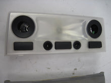Load image into Gallery viewer, Console BMW 525i 2007 07 - 817208