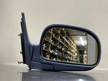 Load image into Gallery viewer, SIDE VIEW MIRROR Santa Fe 2001 01 02 03 04 05 06 Right - NW52556