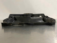 Load image into Gallery viewer, RADIATOR FAN ASSEMBLY HYUNDAI SANATA FE 01 02 03 - 06 - NW63920