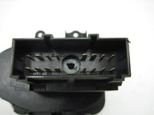 Load image into Gallery viewer, Headlight Switch Land Rover LR3 2006 06 - 819133