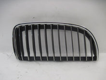 Load image into Gallery viewer, GRILLE BMW 335i 328i 330i 2006 06 2007 07 2008 08 Right - 820306
