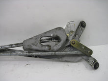 Load image into Gallery viewer, WINDSHIELD WIPER TRANSMISSION Infiniti M35 2006 06 - 822109