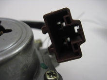 Load image into Gallery viewer, SUN ROOF MOTOR 2001 01 Honda Accord - 822402