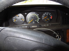 Load image into Gallery viewer, AC COMPRESSOR MERCEDES 190 300D 300E 88 89 90 91 92 93 - NW42888