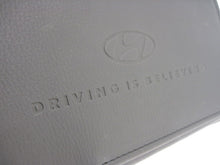 Load image into Gallery viewer, OWNERS MANUAL Hyundai Santa Fe 2003 03 - 823179