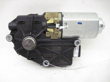 Load image into Gallery viewer, SUNROOF MOTOR BMW 320i 328i 2013 13 - 824203