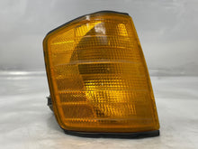 Load image into Gallery viewer, PARKLAMP 190E 1984 84 85 86 87 88 89 90 91 92 93 Right - NW83215