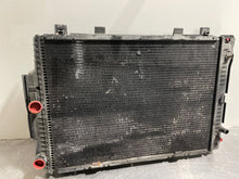 Load image into Gallery viewer, RADIATOR 300SE S320 1992 92 1993 93 1994 94 - NW132449