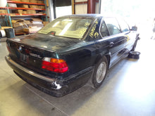 Load image into Gallery viewer, AC A/C AIR CONDITIONING COMPRESSOR BMW 750il 98 99 00 01 - NW42302