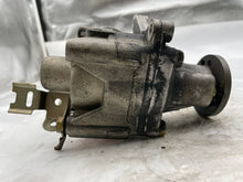 Load image into Gallery viewer, POWER STEERING PUMP MERCEDES 300E C-CLASS 93 94 95 - NW163711