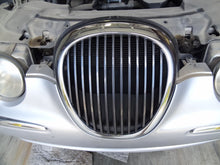 Load image into Gallery viewer, GRILL Jaguar S Type 2000 00 2001 01 2002 02 2003 03 - NW98404