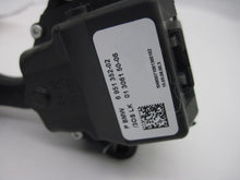 Load image into Gallery viewer, CRUISE CONTROL SWITCH 525i 528i 550i 535i 2006 06 2007 07 2008 08 09 10 - 837097