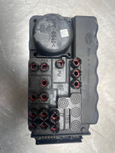 Load image into Gallery viewer, Vacuum Pump MERCEDES 400 1993 - NW189262